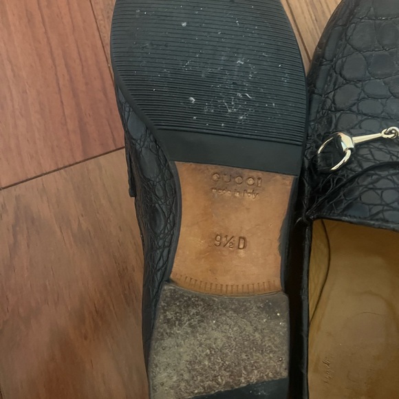 Gucci crocodile loafers. Men’s size 9.5D - Picture 5 of 5